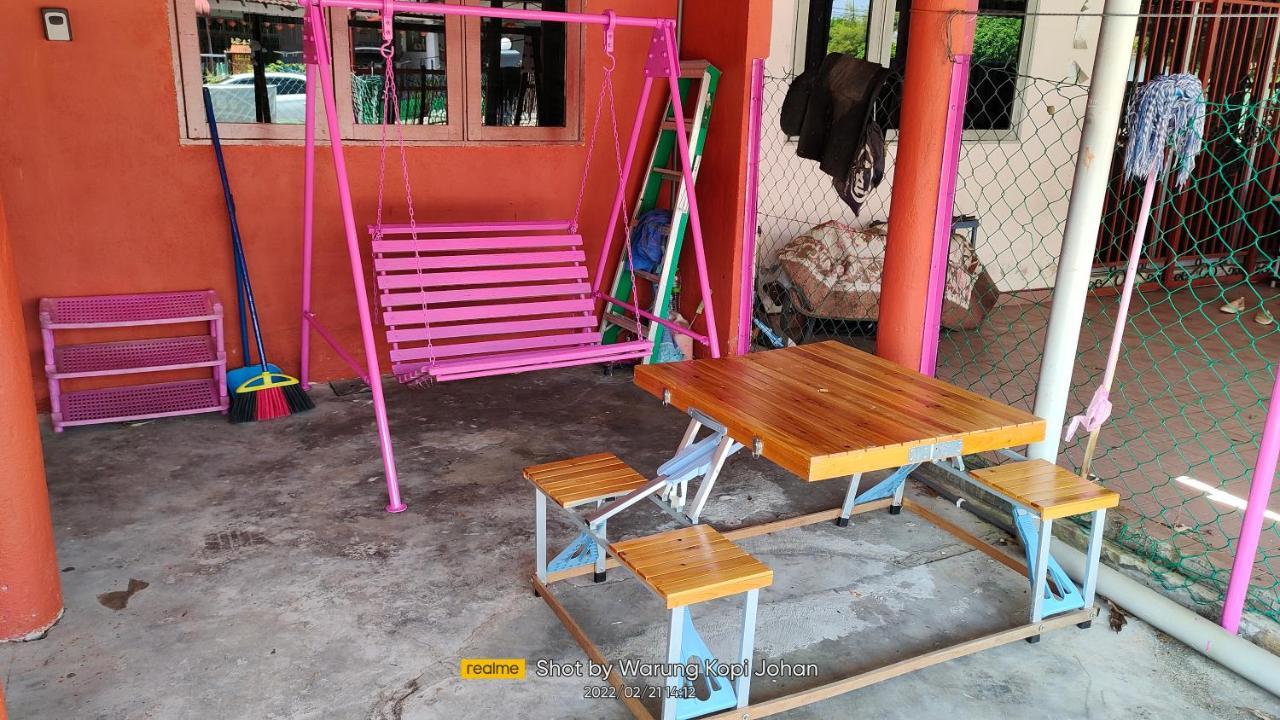 Homestay D' Tengah Bandar Kuala Rompin Exteriér fotografie